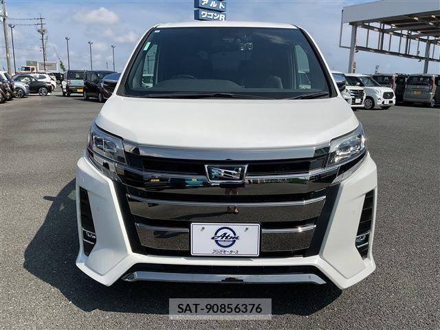 Toyota NOAH 2021-05 8100835-26