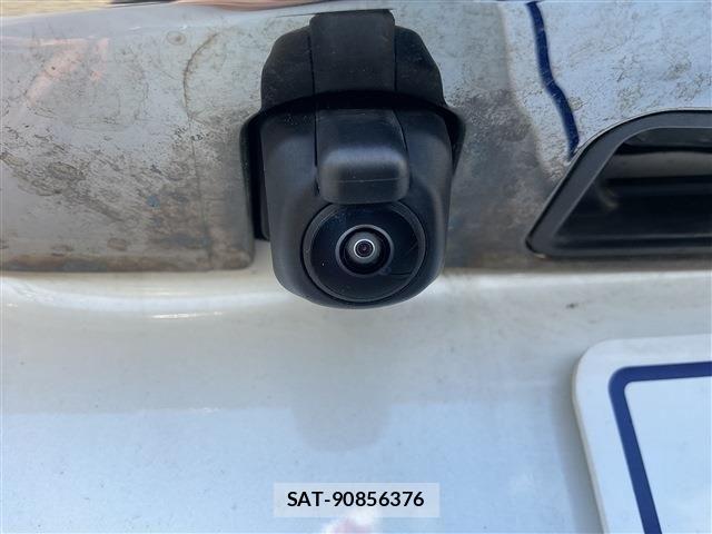 Toyota NOAH 2021-05 8100835-5