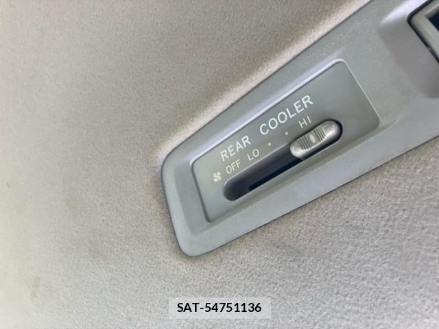 Toyota NOAH 2008-09 8100854-14