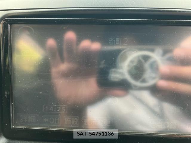 Toyota NOAH 2008-09 8100854-21