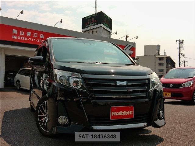 Toyota NOAH 2017-05 8100845-0