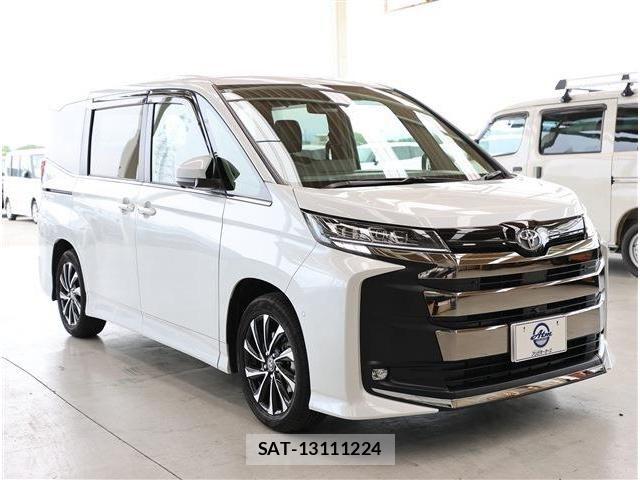 Toyota NOAH 2025-10 8100826-25