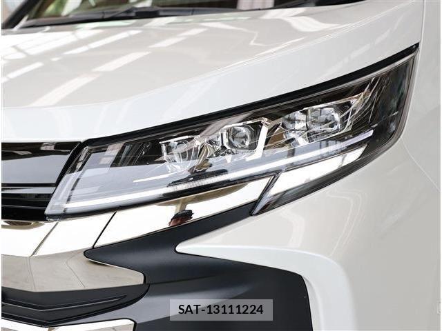 Toyota NOAH 2025-10 8100826-29