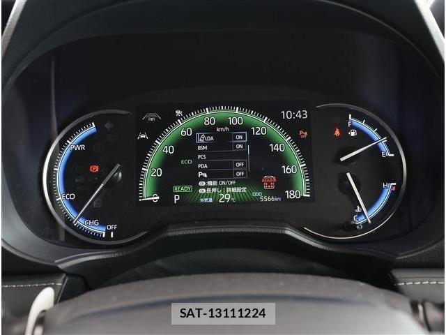 Toyota NOAH 2025-10 8100826-7