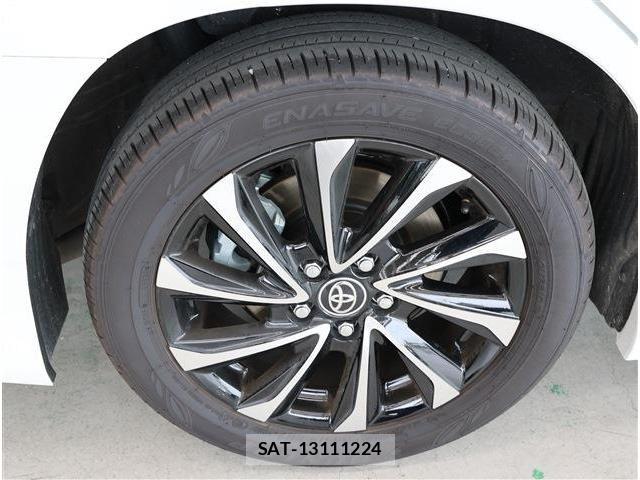 Toyota NOAH 2025-10 8100826-8