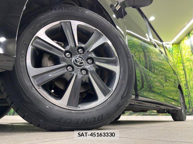 Toyota NOAH 2018-05 8100837-12