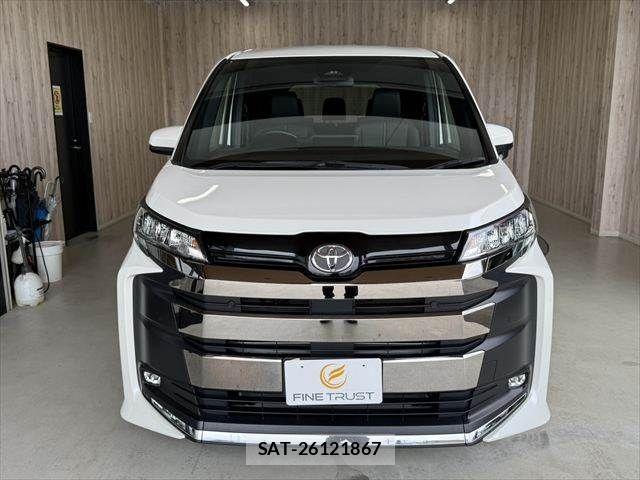 Toyota NOAH 2024-07 8100831-16