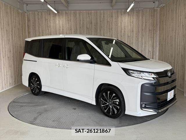 Toyota NOAH 2024-07 8100831-17