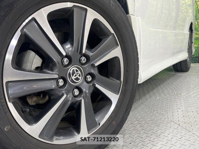 Toyota NOAH 2019-11 8100842-12