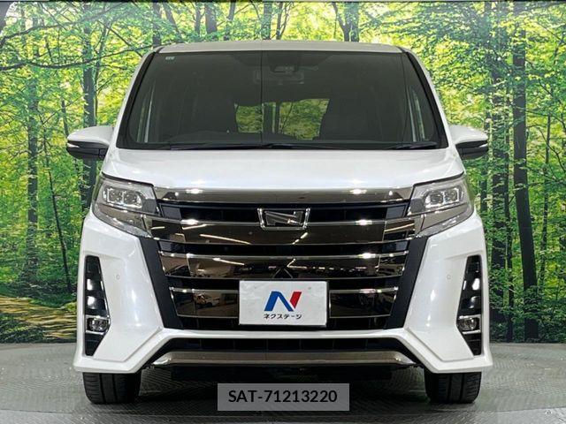 Toyota NOAH 2019-11 8100842-13