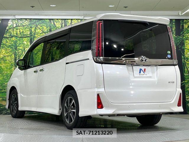 Toyota NOAH 2019-11 8100842-16