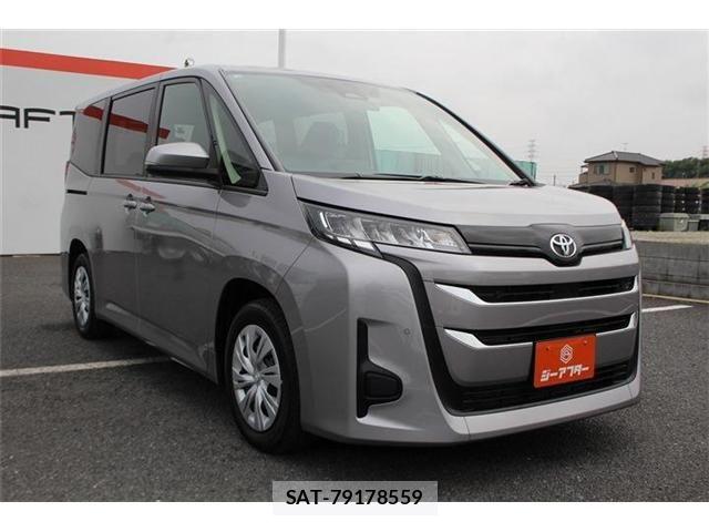 Toyota NOAH 2026-03 8100833-9