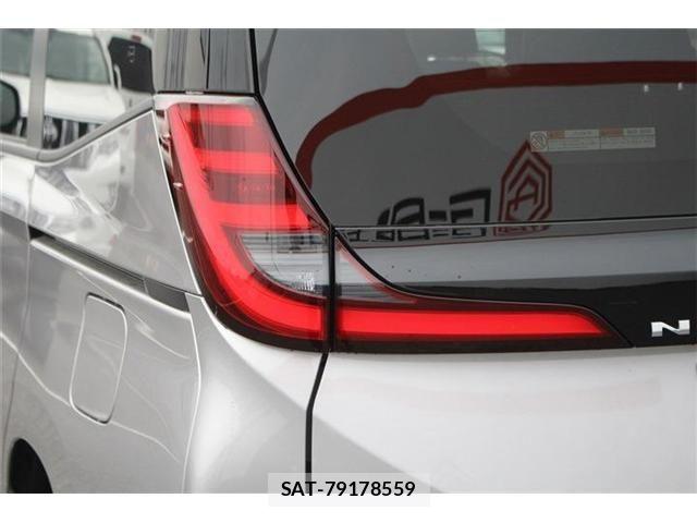 Toyota NOAH 2026-03 8100833-27