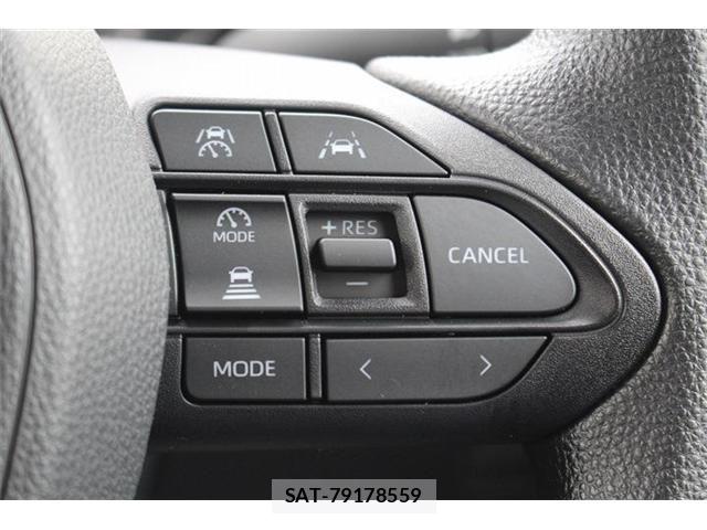Toyota NOAH 2026-03 8100833-5