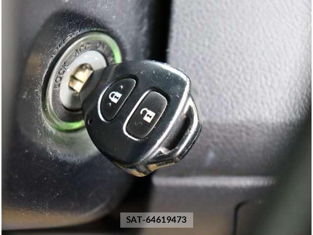 Toyota NOAH 2012-11 8100846-13