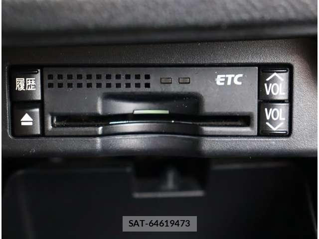Toyota NOAH 2012-11 8100846-17