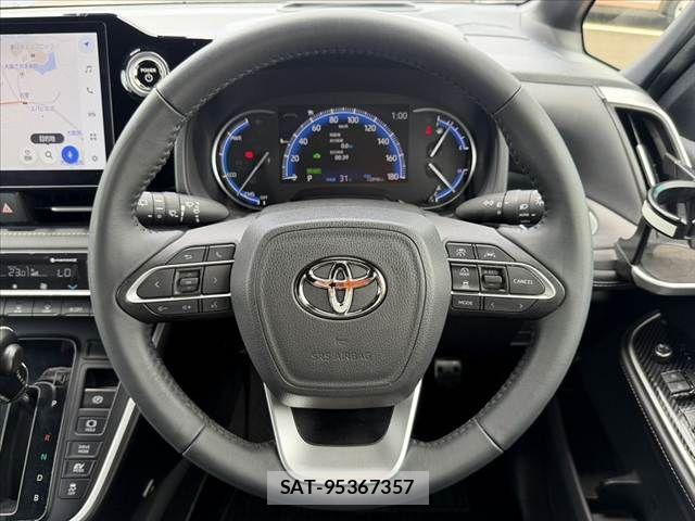 Toyota NOAH 2023-03 8100829-28