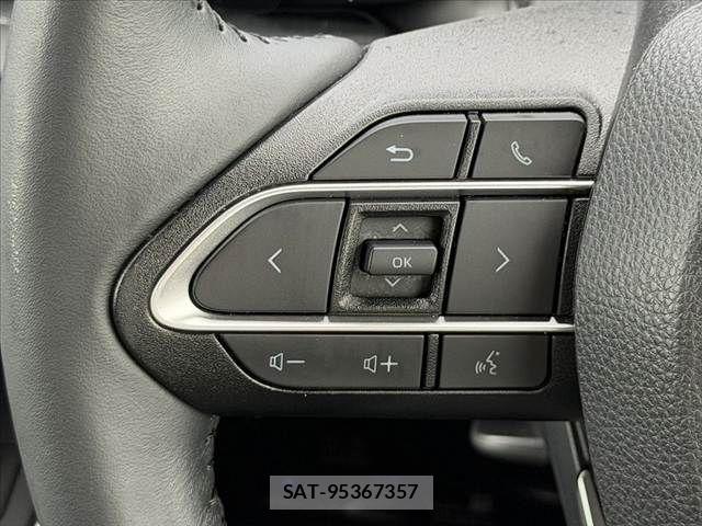 Toyota NOAH 2023-03 8100829-29