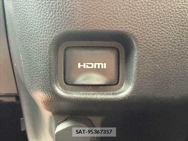 Toyota NOAH 2023-03 8100829-6