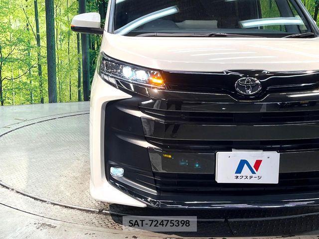 Toyota NOAH 2023-07 8100827-12