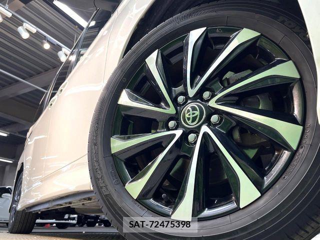 Toyota NOAH 2023-07 8100827-13