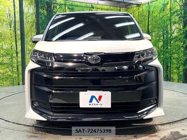 Toyota NOAH 2023-07 8100827-14
