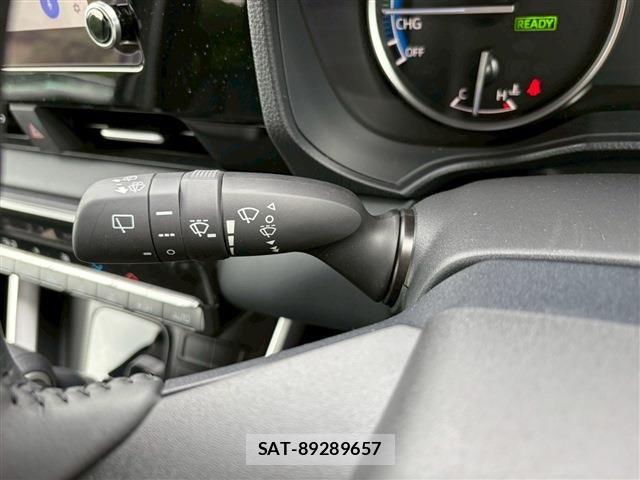 Toyota NOAH 2024-12 8100828-21