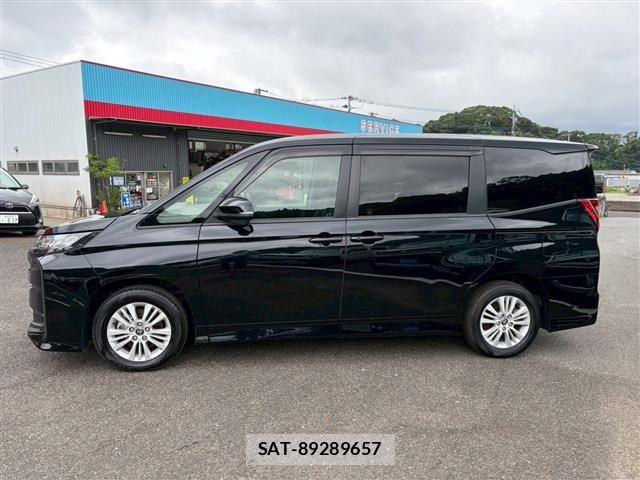 Toyota NOAH 2024-12 8100828-8