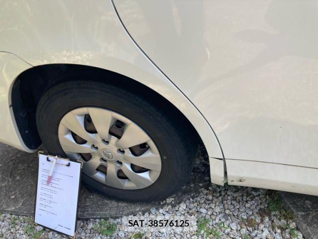 Toyota NOAH 2010-10 8100857-9