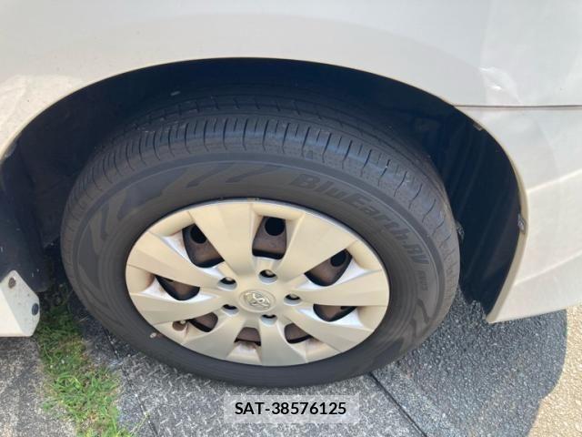 Toyota NOAH 2010-10 8100857-8