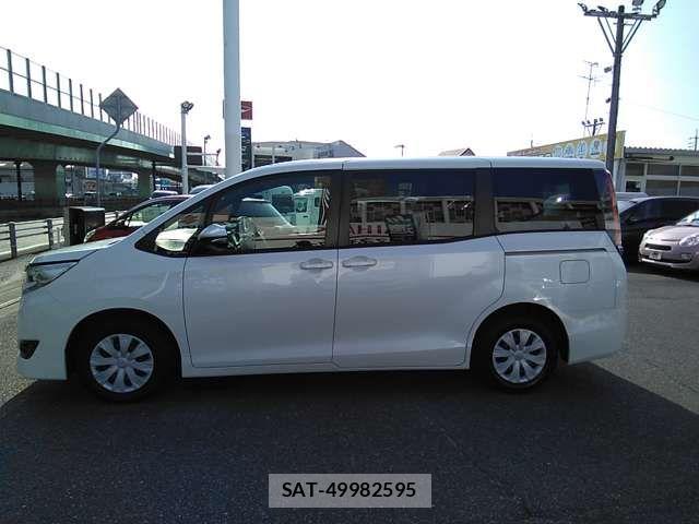 Toyota NOAH 2020-03 8100841-10