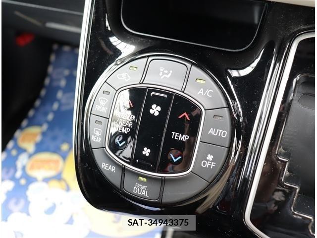 Toyota NOAH 2018-02 8100838-17