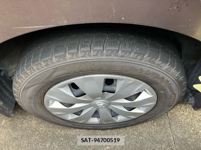 Toyota NOAH 2015-10 8100848-7