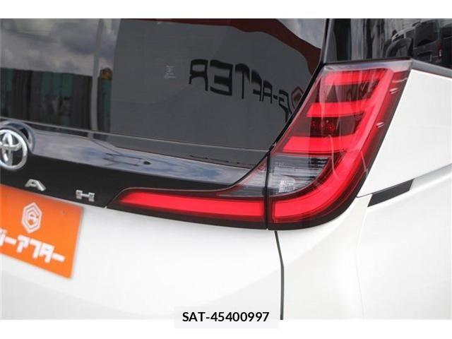 Toyota NOAH 2025-05 8100834-29