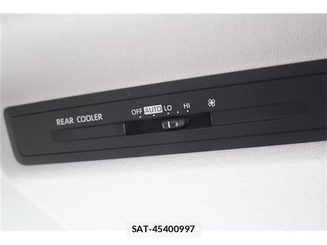 Toyota NOAH 2025-05 8100834-4