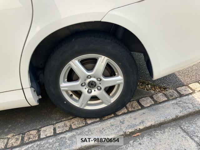 Toyota NOAH 2010-07 8100849-5