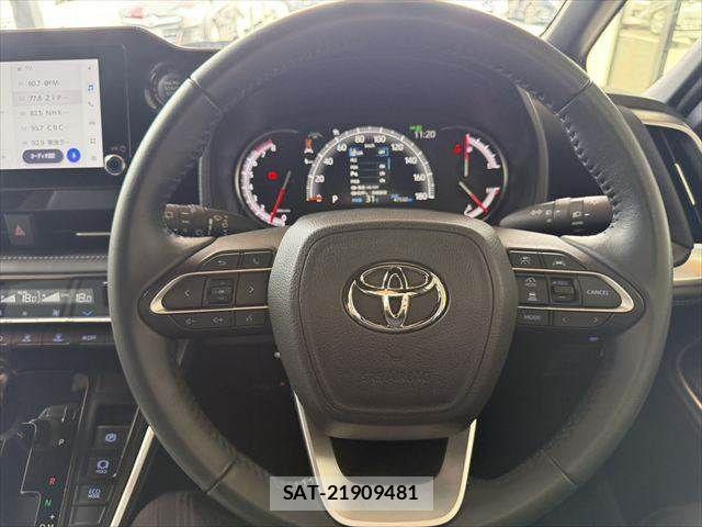 Toyota NOAH 2024-07 8100830-12