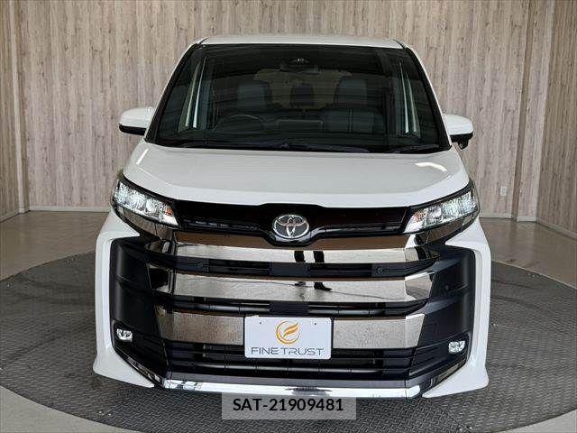 Toyota NOAH 2024-07 8100830-16