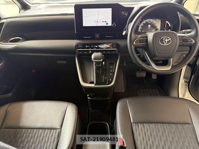 Toyota NOAH 2024-07 8100830-2