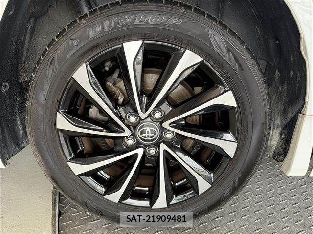 Toyota NOAH 2024-07 8100830-29