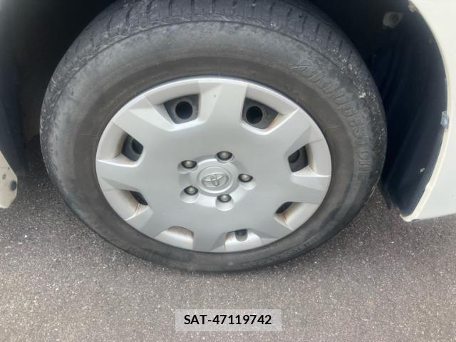 Toyota NOAH 2010-03 8100847-5