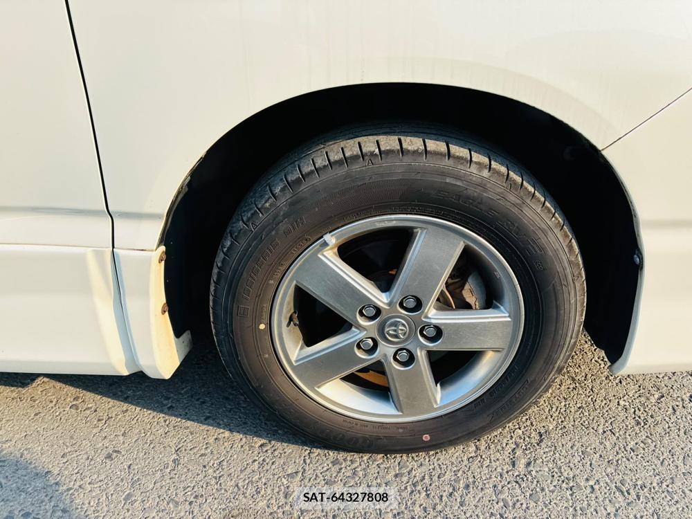 Toyota NOAH 2005-06 7878428-28