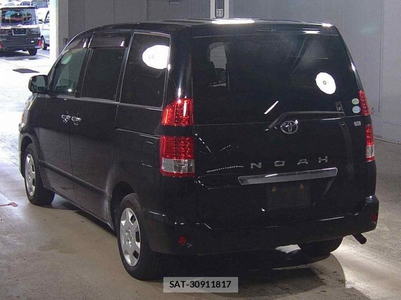 Toyota  2007-06 8112289-2