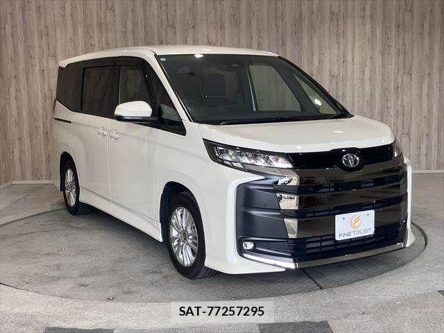 Toyota NOAH 2024-05 8131608-22