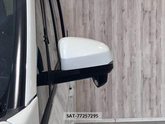 Toyota NOAH 2024-05 8131608-28