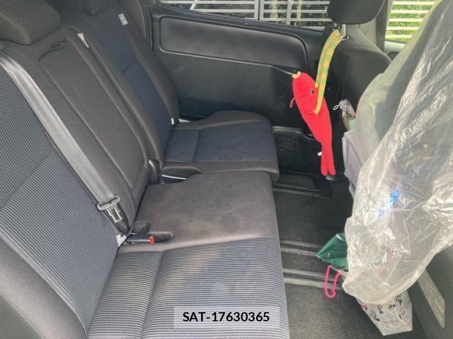 Toyota NOAH 2015-01 8131625-19