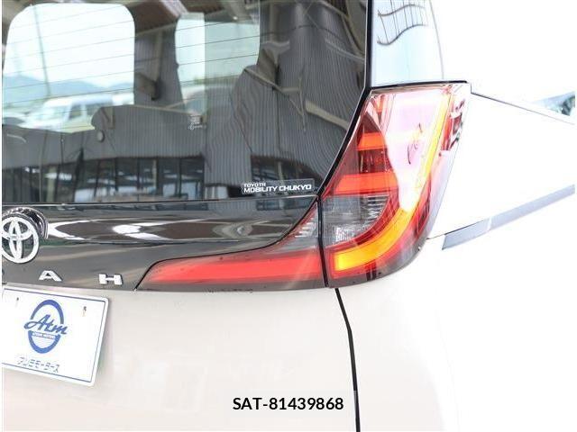 Toyota NOAH 2023-06 8131618-25
