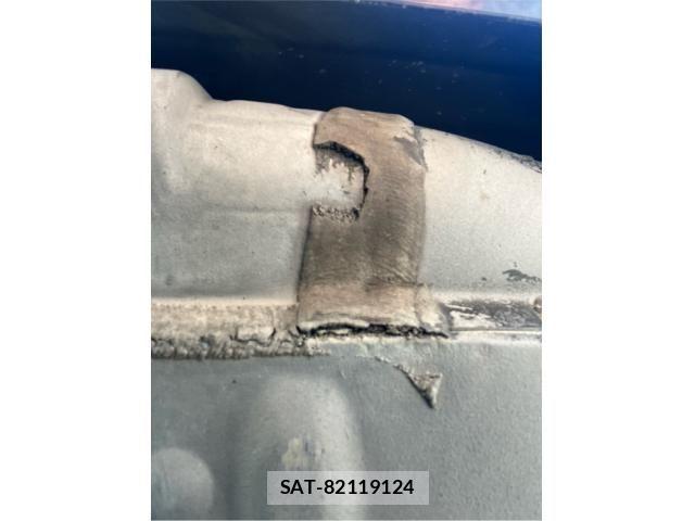 Toyota NOAH 2015-07 8131628-22