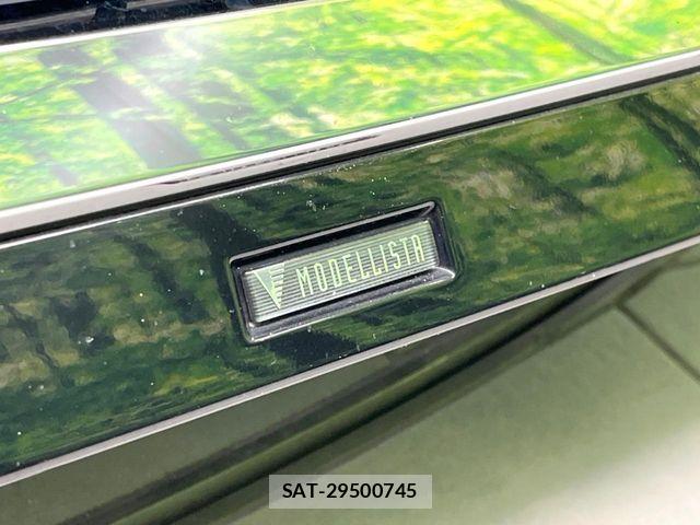 Toyota NOAH 2023-06 8131607-2