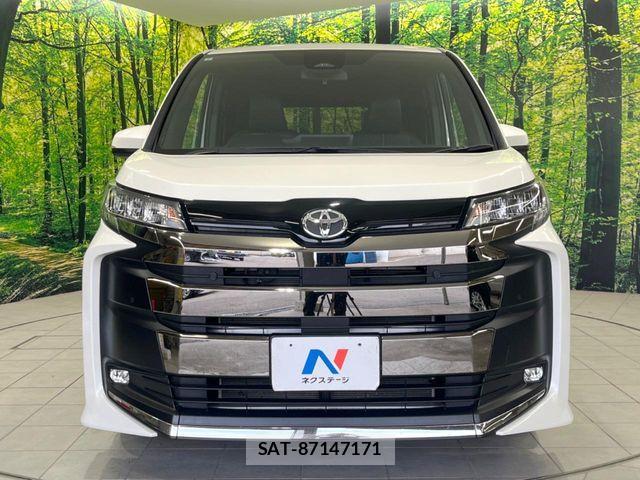 Toyota NOAH 2024-07 8131616-14